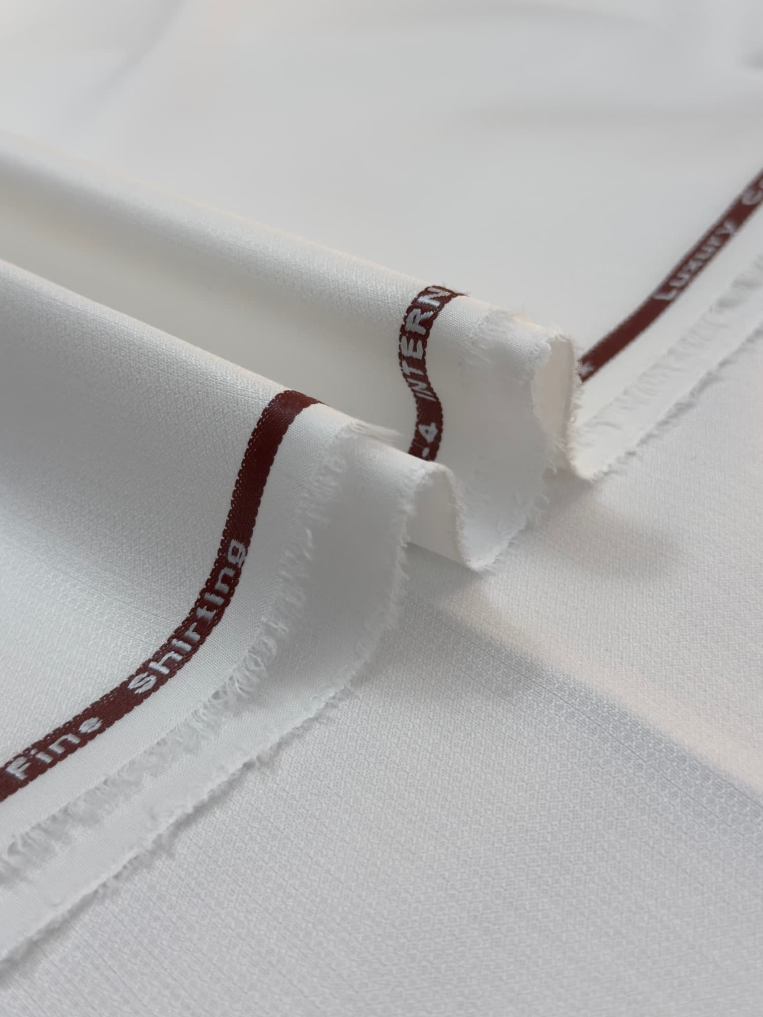 Shahkaar - Off White